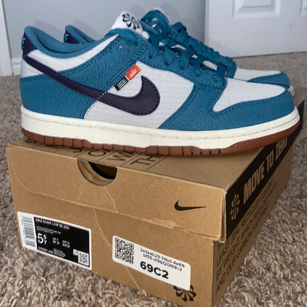 COPY - Nike dunk low SE (GS) toasty rift blue